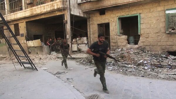 Syrian army soldiers during an assault on Jabhat al-Nusra fighters in Aleepos eastern district of Suleiman al-Halabi - Sputnik International