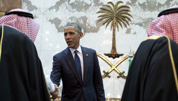 President Barack Obama participates in a receiving line with the Saudi Arabian King, Salman bin Abdul Aziz, at Erga Palace in Riyadh, Saudi Arabia - Sputnik International