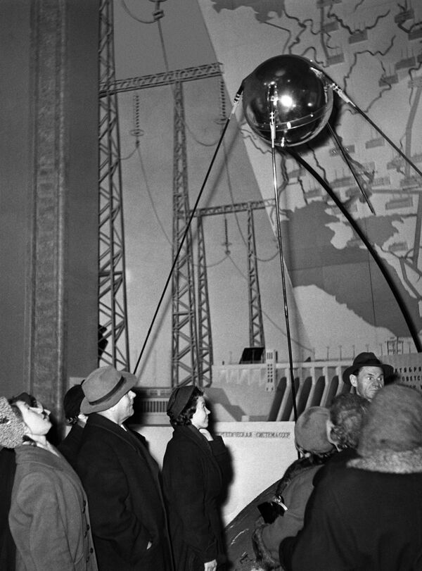 A copy of the first artificial satellite launched by the USSR on October 4, 1957. - Sputnik International