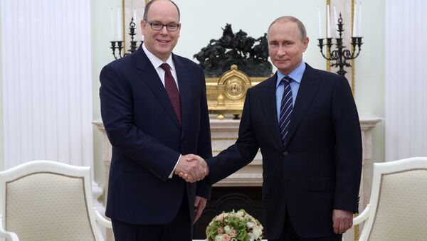 Russian President Vladimir Putin and Prince Albert II of Monaco, left, meet in the Kremlin - Sputnik International