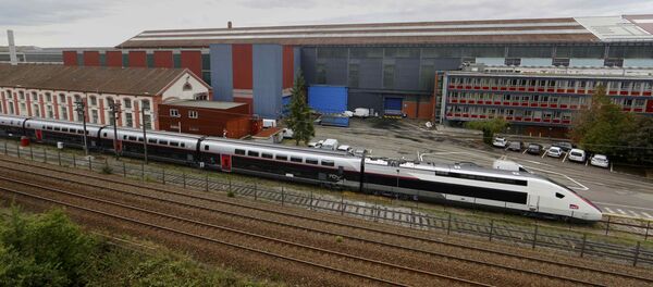 A new French high-speed train TGV is seen in front of the main plant of the French engineering giant Alstom in Belfort, France, September 16, 2016 - Sputnik International