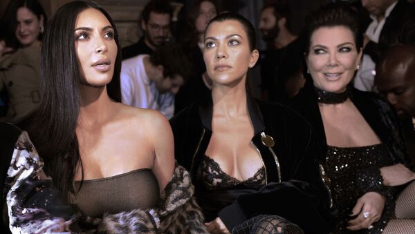 (From L) Kim Kardashian, Kourtney Kardashian and Kris Jenner - Sputnik International