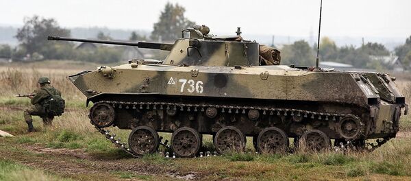 Introduced more than thirty years ago, the Russian airborne assault vehicle BMD-2 remains the backbone of the Russian airborne forces thanks to its performance characteristics, according to defense expert Kyle Mizokami Introduced more than thirty years ago, the Russian airborne assault vehicle BMD-2 remains the backbone of the Russian airborne forces thanks to its performance characteristics, according to defense expert Kyle Mizokami - Sputnik International