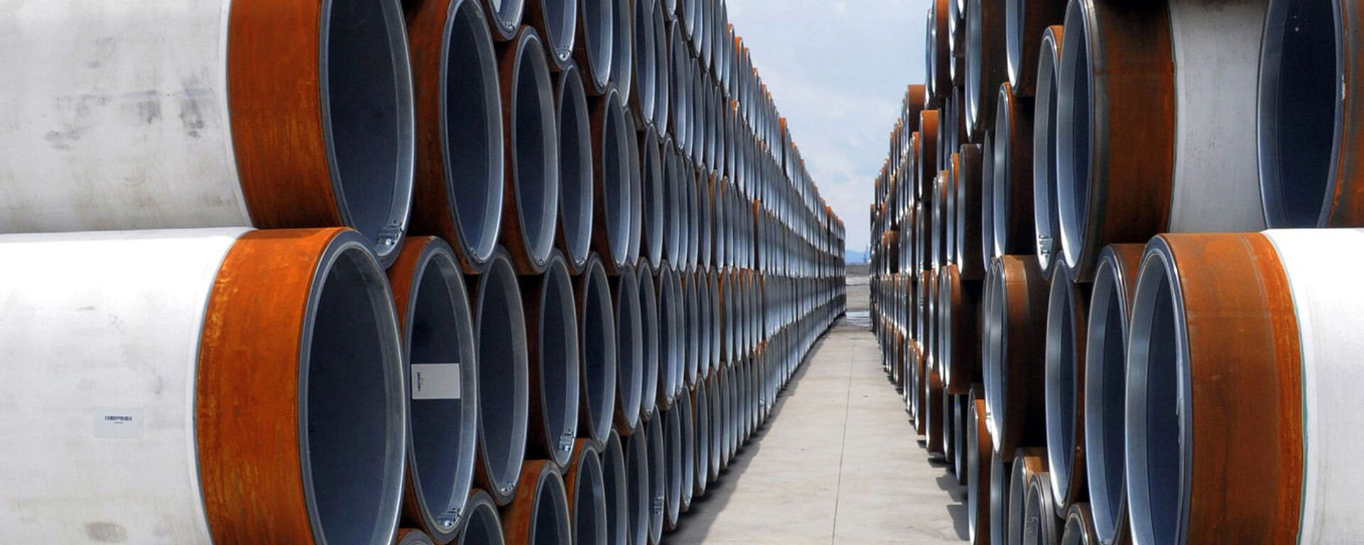 Pipes for the TurkStream Offshore Pipeline are stored at ports on the coast of the Black Sea - Sputnik International, 1920, 13.08.2022