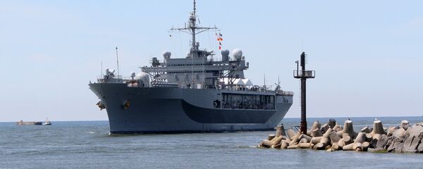USS Mount Whitney, the flagship of the US Sixth Fleet - Sputnik International