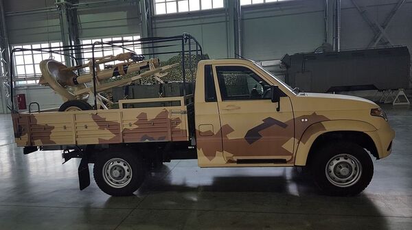 Military-use UAZ Patriot equipped with 2B11 mortar - Sputnik International