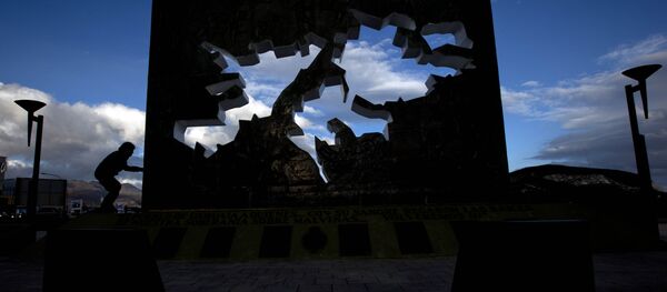 A child plays at the Malvinas Falklands war Memorial in Ushuaia, Argentina, Sunday, April 1, 2012 A child plays at the Malvinas Falklands war Memorial in Ushuaia, Argentina, Sunday, April 1, 2012 - Sputnik International