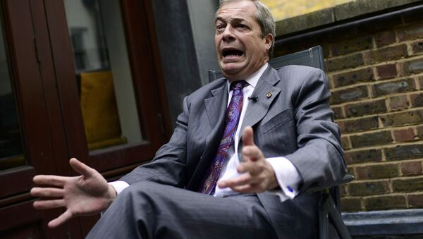 Former UKIP leader Nigel Farage speaks during an interview with Reuters at his Westminster office in London, Britain September 21, 2016. - Sputnik International