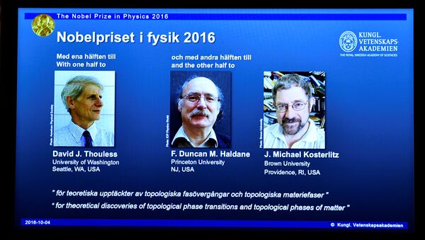A screen showing pictures of the winners of the 2016 Nobel Prize for Physics during a news conference by the Royal Swedish Academy of Sciences in Stockholm, Sweden October 4, 2016. From left: David Thouless, Duncan Haldane and Michael Kosterlitz. - Sputnik International