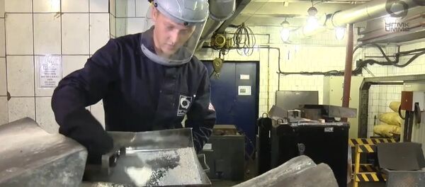 From Rags to Riches: How Sliver is Extracted From 'Dirt' From Rags to Riches: How Sliver is Extracted From 'Dirt' - Sputnik International