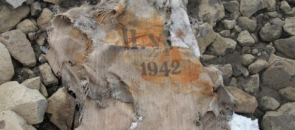 Part of a bag found at secret Nazi base in the Arctic on Alexandra Land in the Arctic Circle - Sputnik International