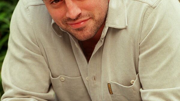 Actor Matt LeBlanc poses for a photo outside the Warner Brothers studio Friday, Oct. 24, 1997 in Burbank, Calif. LeBlanc is one of the six costars of the hit NBC television series Friends. - Sputnik International