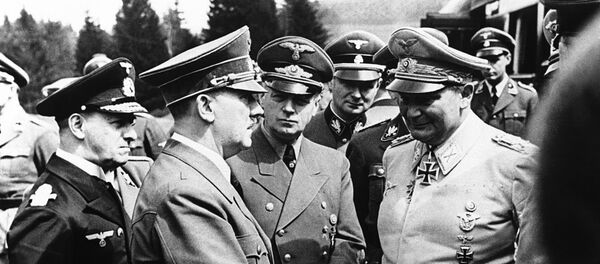 German Chancellor Adolf Hitler during a conference in front of his headquarters on the morning of his birthday on April 20, 1941 - Sputnik International