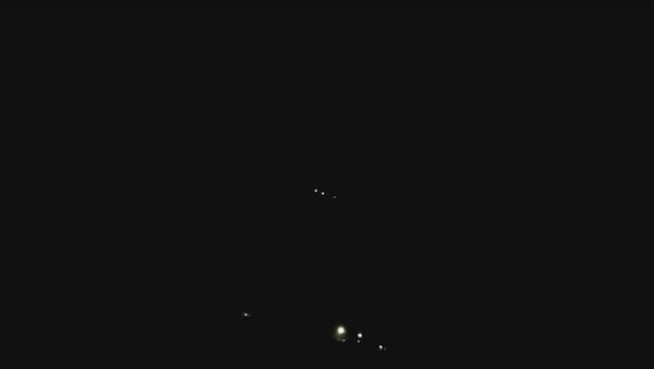 Alien Visitors? No Explanation for Mysterious Lights in Night Sky Over Arizona - Sputnik International
