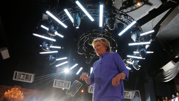 U.S. Democratic presidential nominee Hillary Clinton walks off the stage at a campaign rally at the Manor Complex in Wilton Manors, Florida, U.S. October 30, 2016 - Sputnik International