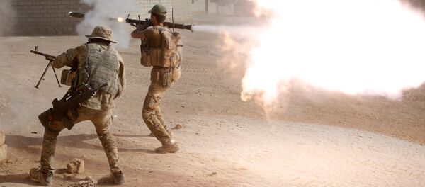 Members of an Iraqi special forces police unit fire their weapons at Islamic State fighters in al-Shura, south of Mosul, Iraq October 29, 2016 Members of an Iraqi special forces police unit fire their weapons at Islamic State fighters in al-Shura, south of Mosul, Iraq October 29, 2016 - Sputnik International