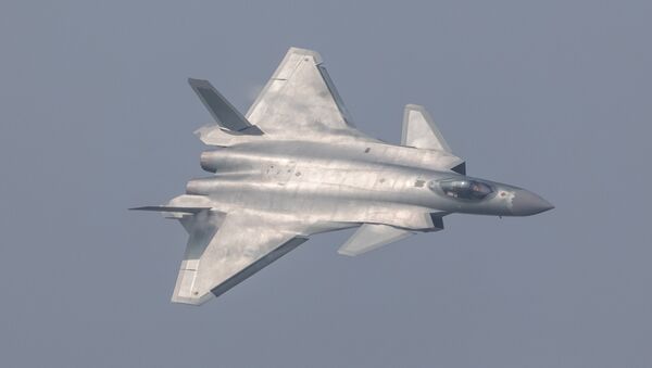 China unveils its J-20 stealth fighter during an air show in Zhuhai, Guangdong Province, China, November 1, 2016 - Sputnik International