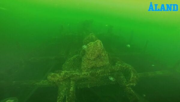 A 150-year-old sunken sailing boat discovered off the Åland Islands in Finland - Sputnik International