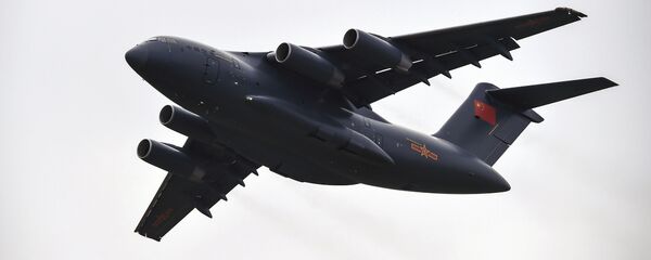 A Xian Y-20 heavy transport aircraft flies past during the Zhuhai Air Show in Zhuhai, southern China's Guangdong province on November 1, 2016. - Sputnik International