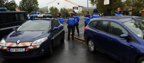 French gendarmes block the access to a house were the most senior leader of the Basque separatist group ETA, Mikel Irastorza was found in the French town of Ascain, in the Pyrenees region bordering Spain, on November 5, 2016. French gendarmes block the access to a house were the most senior leader of the Basque separatist group ETA, Mikel Irastorza was found in the French town of Ascain, in the Pyrenees region bordering Spain, on November 5, 2016. - Sputnik International
