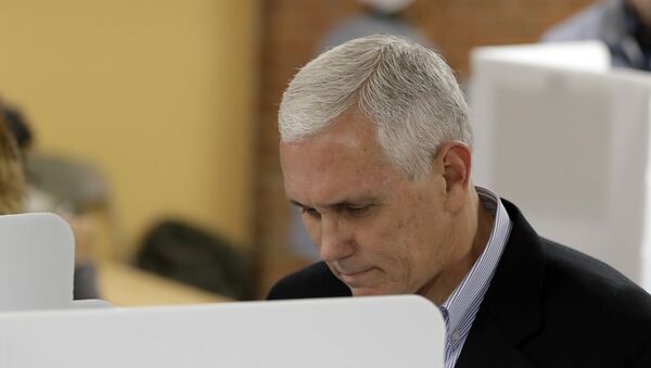 Republican vice presidential candidate, Indiana Gov. Mike Pence, cast his is ballot, Tuesday, Nov. 8, 2016, in Indianapolis - Sputnik International