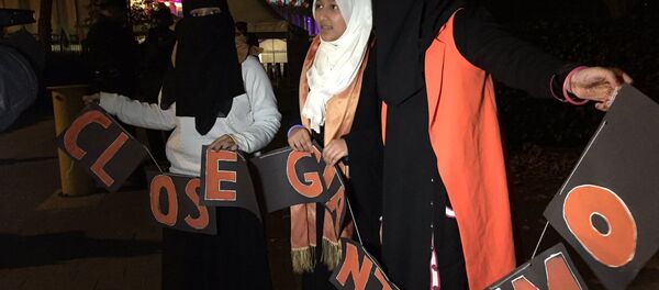 Demonstration held at US Embassy London on night of Elections Vote - Sputnik International