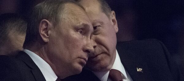Presidents Vladimir Putin of Russia and Recep Tayyip Erdogan (right) of Turkey attending the 23rd World Energy Congress in Istanbul, October 10, 2016 - Sputnik International