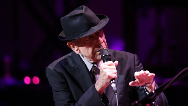 Leonard Cohen performs on the Old Ideas World Tour, at The Fabulous Fox Theatre on Friday, March 22, 2013, in Atlanta - Sputnik International