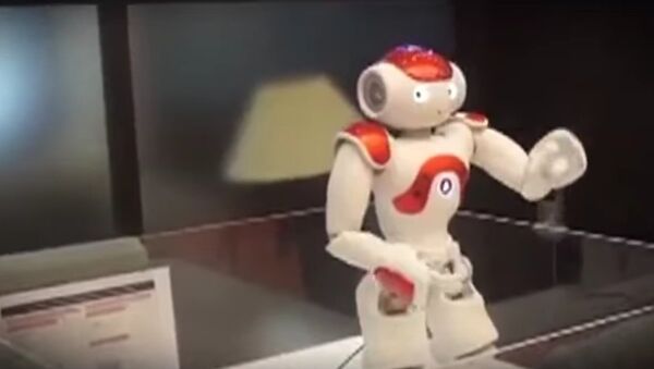 Lakshmi Country's first Banking Robot, Makes Debut in Chennai - Sputnik International
