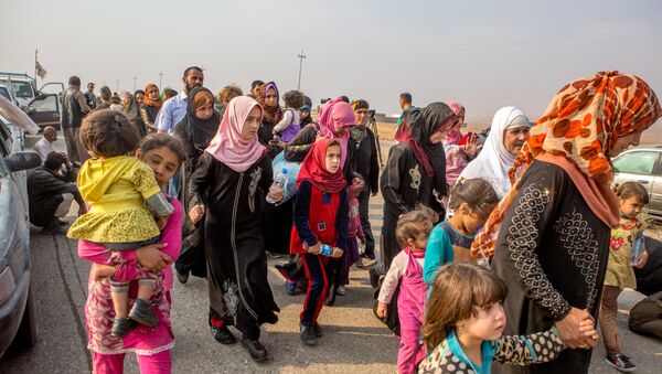 Kurdish Shabaks leave towns and villages around Mosul - Sputnik International