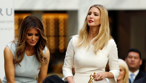 Melania (L) and Ivanka Trump (R) attend an official ribbon cutting ceremony and opening news conference at the new Trump International Hotel in Washington, DC, 26 October 2016.  - Sputnik International