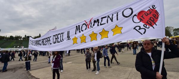 Supporters of the Five Stars movement (M5S) attend a two days meeting Italia 5 Stelle at Imola Autodrome on October 18, 2015 Supporters of the Five Stars movement (M5S) attend a two days meeting Italia 5 Stelle at Imola Autodrome on October 18, 2015 - Sputnik International