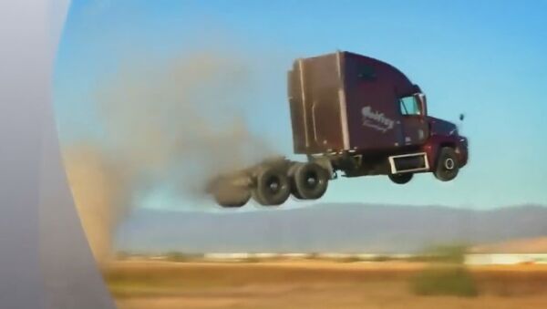 ‘Flying’ Trucks Challenge the Laws of Physics - Sputnik International