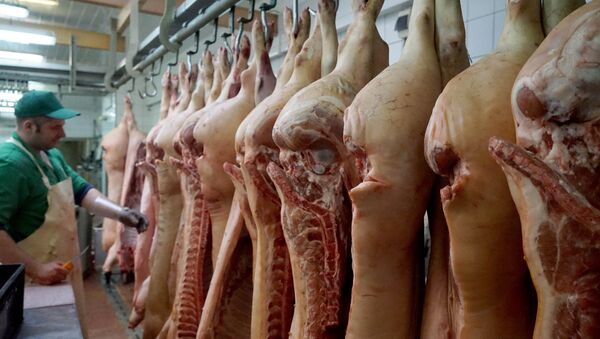 At least 600 kilograms of frozen pork from NATO stocks are due to be sent to Serbia in the near future, according the Serbian newspaper Evening News - Sputnik International