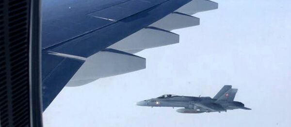 Swiss fighters accompany aircraft with Russian delegation en route to Peru - Sputnik International