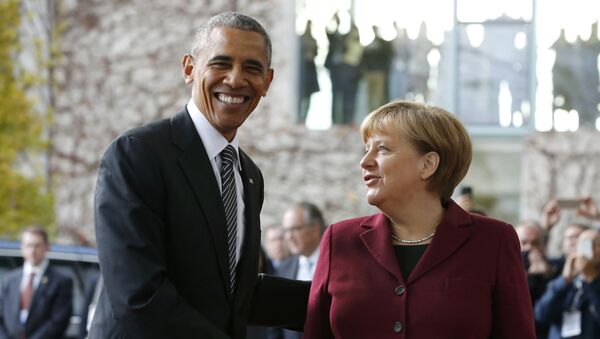 U.S. President Barack Obama is welcomed by German Chancellor Angela Merkel upon his arrival at the chancellery in Berlin, Germany, November 18, 2016. - Sputnik International