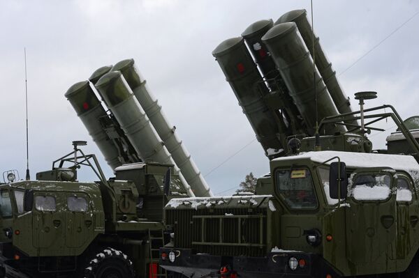 The launchers of the S-400 air defense missile system which entered service at the Russian Aerospace Forces air defense unit in the Moscow Region. (File) The launchers of the S-400 air defense missile system which entered service at the Russian Aerospace Forces air defense unit in the Moscow Region. (File) - Sputnik International