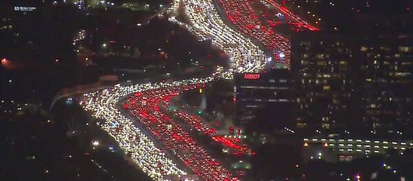 Happy Thanksgiving: L.A. Suffers ‘World’s Worst Traffic Jam’ Ahead of Holiday - Sputnik International