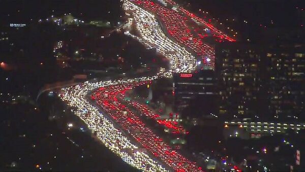 Happy Thanksgiving: L.A. Suffers ‘World’s Worst Traffic Jam’ Ahead of Holiday - Sputnik International