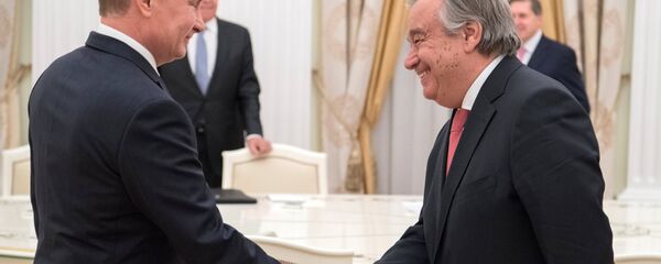 Russian President Vladimir Putin met witn newly elect UN secretary general Attonio Guterres - Sputnik International