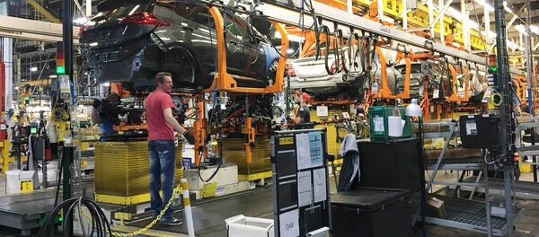 Workers assemble Chevy Volt EV cars at the General Motors assembly plant in Orion Township, Michigan, U.S. November 4, 2016 Workers assemble Chevy Volt EV cars at the General Motors assembly plant in Orion Township, Michigan, U.S. November 4, 2016 - Sputnik International