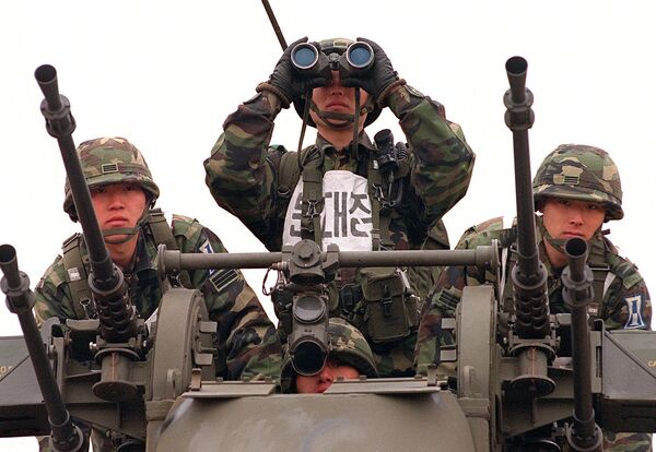 South Korean army soldiers take part in a drill against possible attack by North Korean troops (File) South Korean army soldiers take part in a drill against possible attack by North Korean troops (File) - Sputnik International