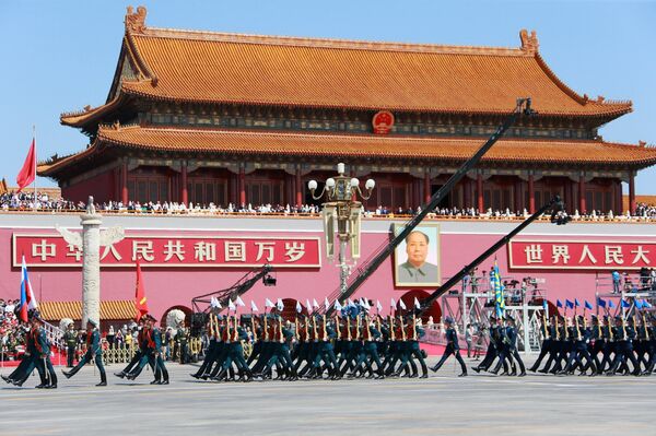 Mitary personnel of the 154th Preobrazhensky Independent Commandant's Regiment during a military parade conducted to mark the 70th anniversary of China's victory in the Second Sino-Japanese War and the 70th anniversary of the end of World War II - Sputnik International