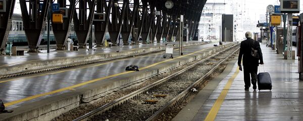 A view of the empty platforms at the main Centrale train station of Milan, Italy (File) A view of the empty platforms at the main Centrale train station of Milan, Italy (File) - Sputnik International
