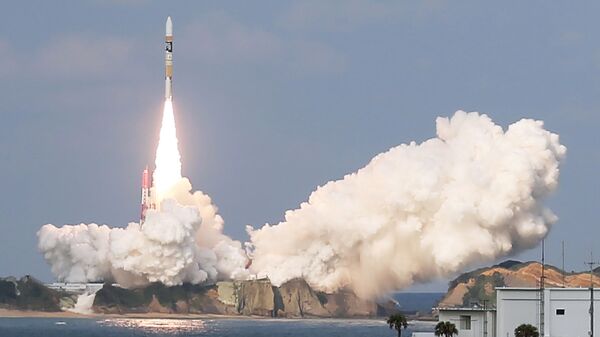 Japan's H-2A rocket, carrying a Himawari-9 weather satellite, is launched at the Tanegashima Space Center in Tanegashima Island in Kagoshima Prefecture on November 2, 2016 - Sputnik International