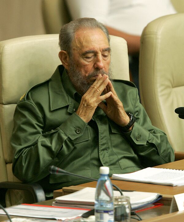  This file photo taken on June 9, 2006 shows Cuban president Fidel Castro attending the closing ceremony at the International Seminar on Literacy and Post Literacy Policies, in Havana - Sputnik International