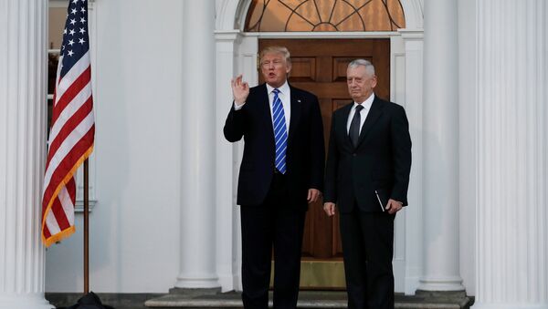 U.S. President-elect Donald Trump stands with retired Marine Gen. James Mattis following their meeting at the main clubhouse at Trump National Golf Club in Bedminster, New Jersey, U.S., November 19, 2016 - Sputnik International