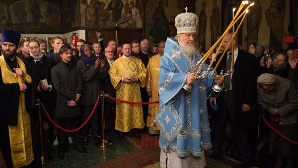 Patriarch Kirill of Moscow and All Russia during a matins of an all-night vigil in the Russian Orthodox Church of the Three Hierarchs in Paris, held as part of his visit to France - Sputnik International