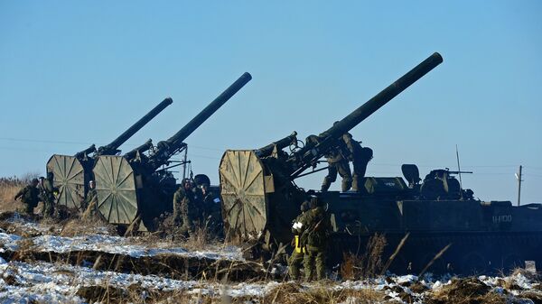 Russian self-propelled 240 mm mortars Tyulpan. File photo - Sputnik International
