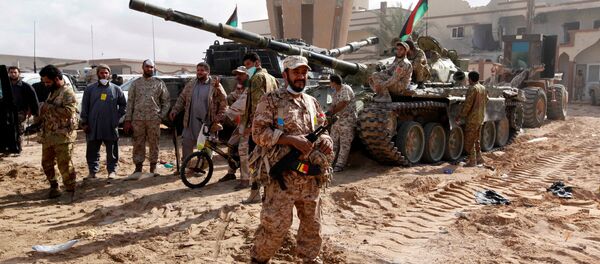 Fighters of Libyan forces allied with the U.N.-backed government gather as they advance against Islamic State holdouts in Ghiza Bahriya district in Sirte, Libya December 1, 2016. Fighters of Libyan forces allied with the U.N.-backed government gather as they advance against Islamic State holdouts in Ghiza Bahriya district in Sirte, Libya December 1, 2016. - Sputnik International